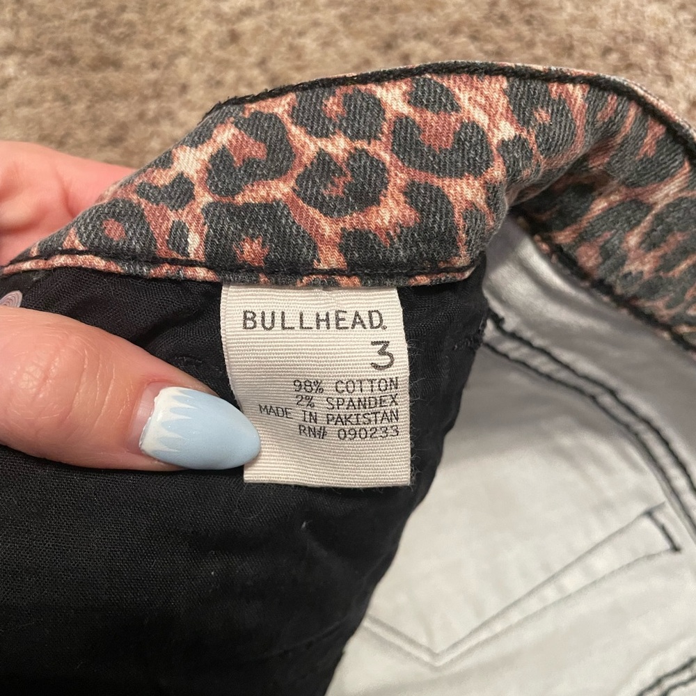 Leopard mini shorts 🐆🐆🐆 - Picture 3 of 3